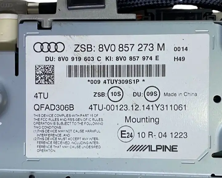 Audi A3/S3 8V (2012 - 2016) 8V0857273M Дисплей — фото 4
