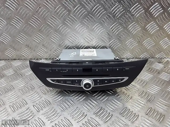 Renault Laguna III (2007 - 2015) 281150053R Магнитола / мультимедийная система — фото 1