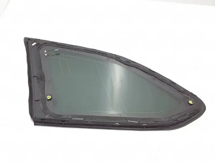 BMW 5 G30 G31 (2016 - ) 7387468 Заднее боковое стекло — фото 3
