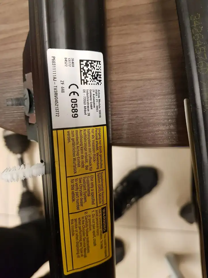 Dodge Ram (2018 - ) P68311111AJ Боковая подушка безопасности шторка — фото 5
