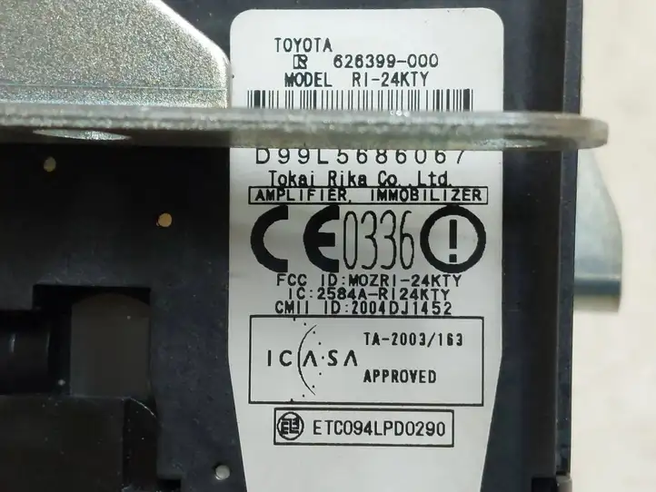 Toyota Corolla Verso E121 (2004 - 2007) 626399000 Замок зажигания — фото 7