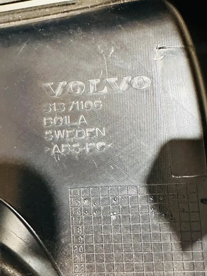 Volvo XC90 (2014 - 2019) 31371106 Накладка зеркала заднего вида — фото 2