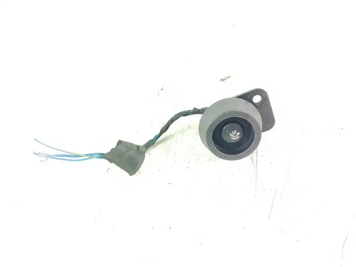 BMW 5 E60 E61 (2004 - 2010) 6942608 Кнопка фаркопа в багажнике — фото 1