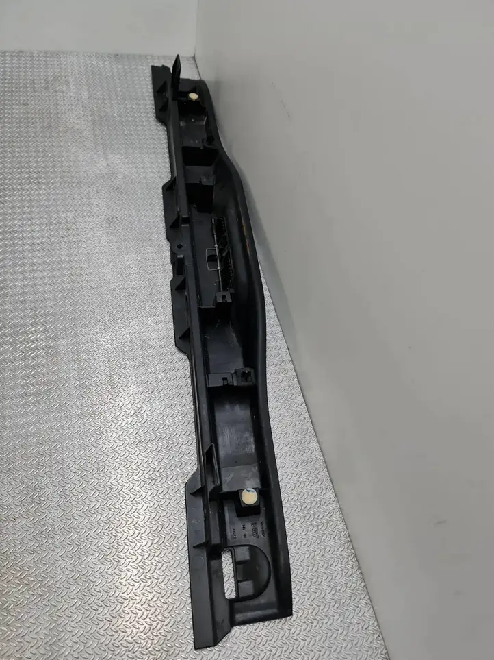 Citroen C4 Grand Picasso (2013 - 2016) 9677826677 Отделка порога багажника — фото 4