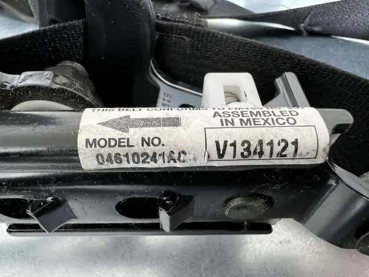 Jeep Grand Cherokee (2010 - 2021) 1VL08DX9AA Передний ремень безопасности — фото 2
