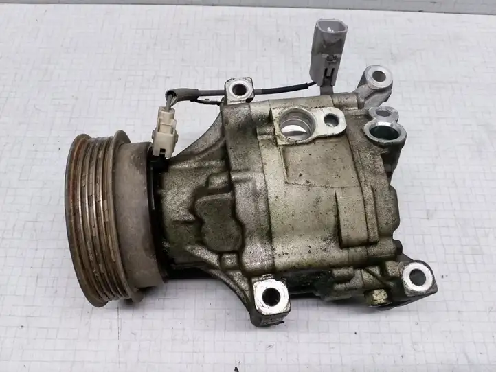 Toyota Corolla E120 E130 (2004 - 2007) 4472206364 Компрессор (насос) кондиционера воздуха — фото 1