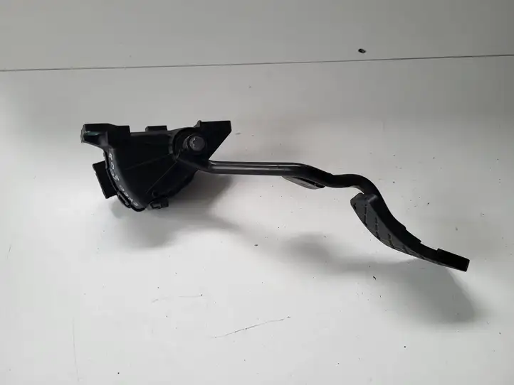 Seat Exeo (3R) (2008 - 2013) Педаль акселератора — фото 2