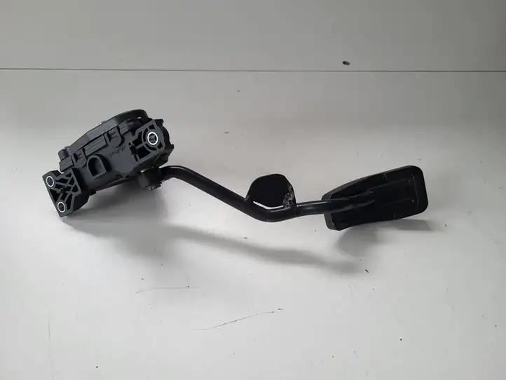 Seat Exeo (3R) (2008 - 2013) Педаль акселератора — фото 3