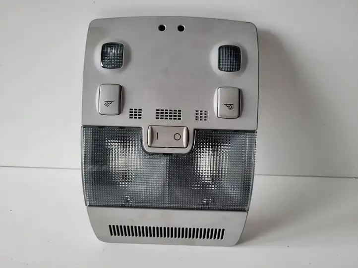 Seat Exeo (3R) (2008 - 2013) Передняя подсветка — фото 3