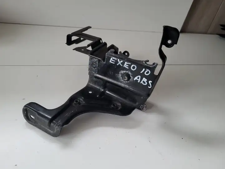 Seat Exeo (3R) (2008 - 2013) Кронштейн блока ABS — фото 4