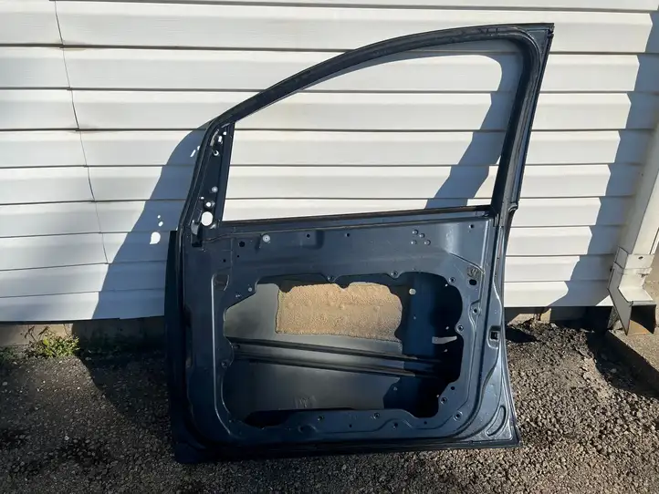 Ford Focus C-MAX (2003 - 2010) Дверь — фото 2