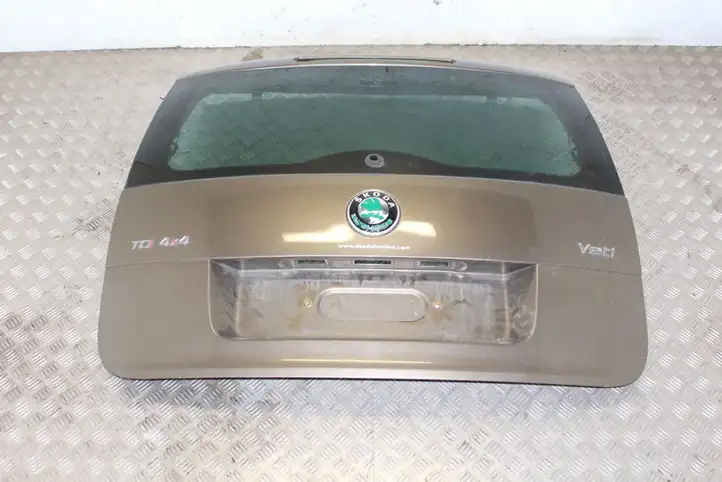 Skoda Yeti (5L) (2009 - 2012) Крышка багажника — фото 3
