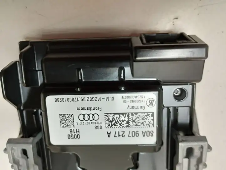 Audi Q5 SQ5 (2017 - ) 80A907217A Камера в зеркале заднего вида — фото 5