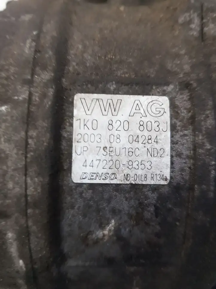 Volkswagen Touran I (2003 - 2010) 1K0820803J Компрессор (насос) кондиционера воздуха — фото 5