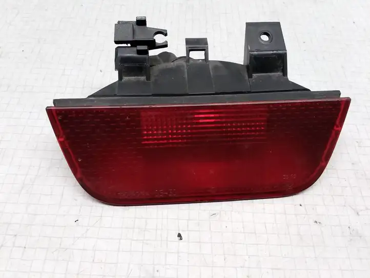 Toyota Avensis T220 (2000 - 2003) 54533919 Дополнительный стоп фонарь — фото 1