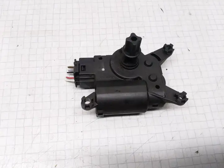 Opel Astra H (2004 - 2009) 52406339R05 Двигатель задвижки потока воздуха — фото 2