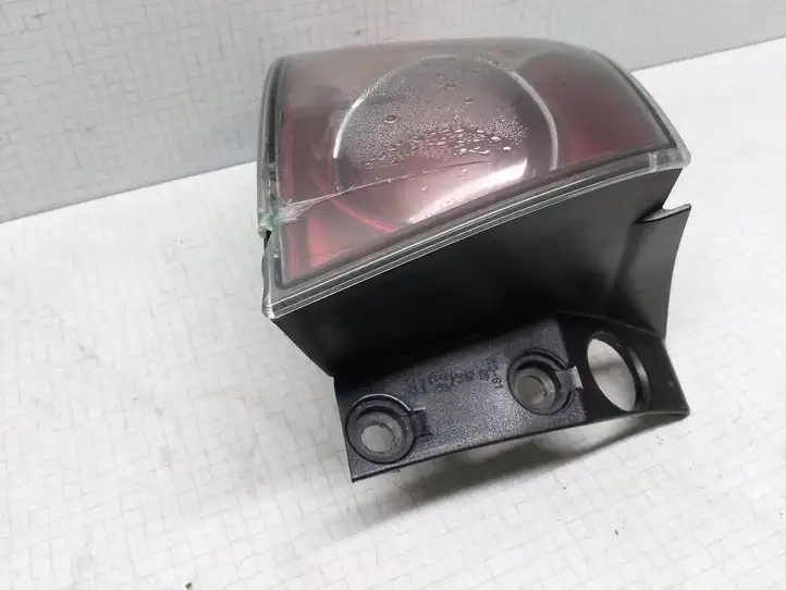 Seat Ibiza III (6L) (2002 - 2008) 6L6945095E Задний фонарь в кузове — фото 3