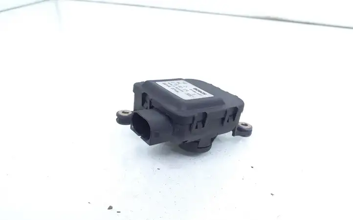 Opel Astra G (1998 - 2004) 0132801134 Двигатель задвижки потока воздуха — фото 2