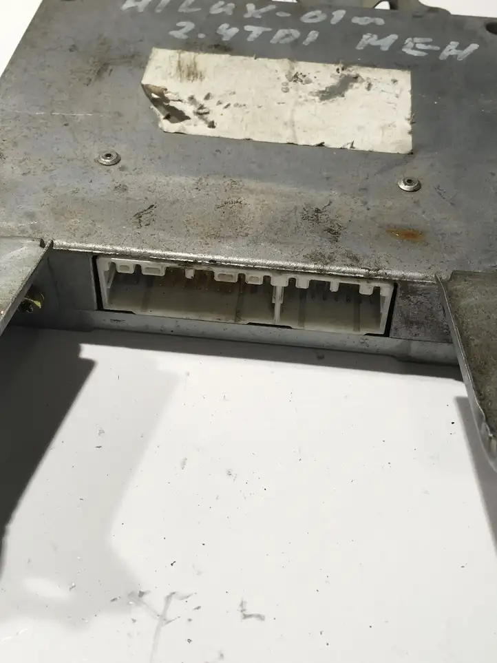 Toyota Hilux (1997 - 2004)  8978035030 Комплект зажигания