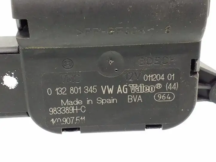 Volkswagen Touran I (2003 - 2010) 1K0907511 Двигатель задвижки потока воздуха — фото 2