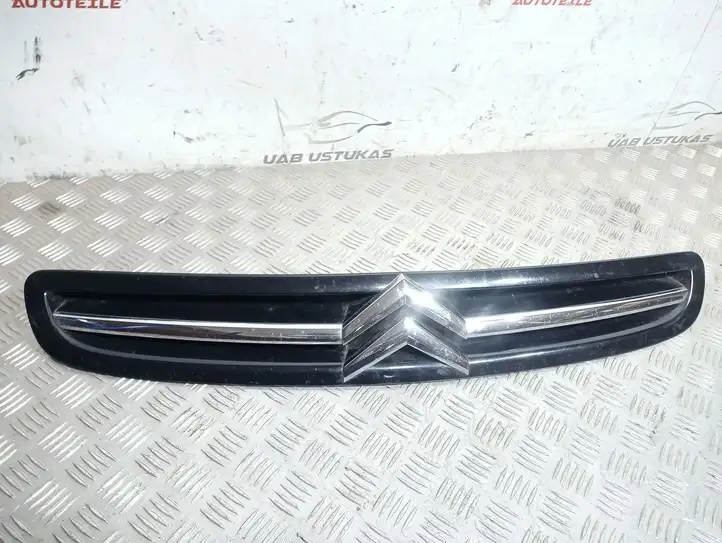 Citroen Xsara Picasso (1999 - 2012) 9650059677 Верхняя решетка радиатора — фото 1
