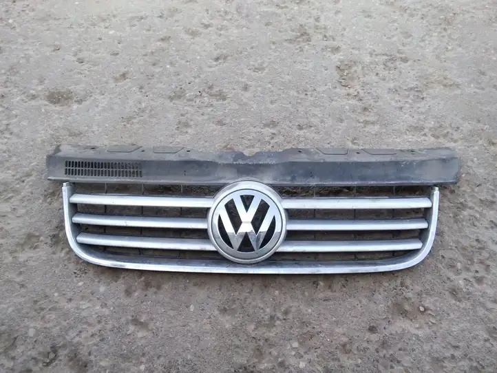 Volkswagen Transporter - Caravelle T5 (2003 - 2009) 7H5807101 Верхняя решетка радиатора — фото 1