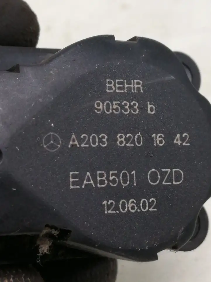 Mercedes-Benz E W211 (2002 - 2009) A2038201642 Двигатель задвижки потока воздуха — фото 4