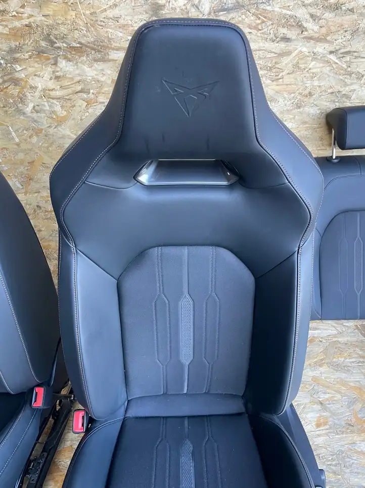 Cupra Formentor    Комплект салона