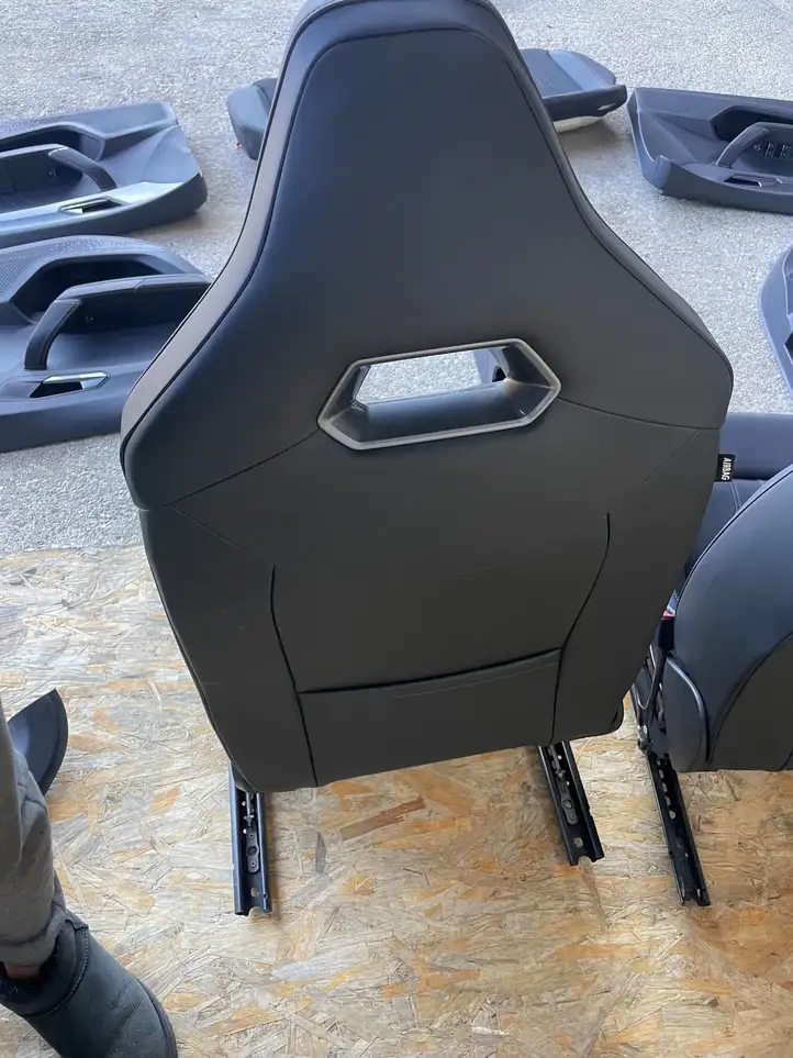Cupra Formentor    Комплект салона