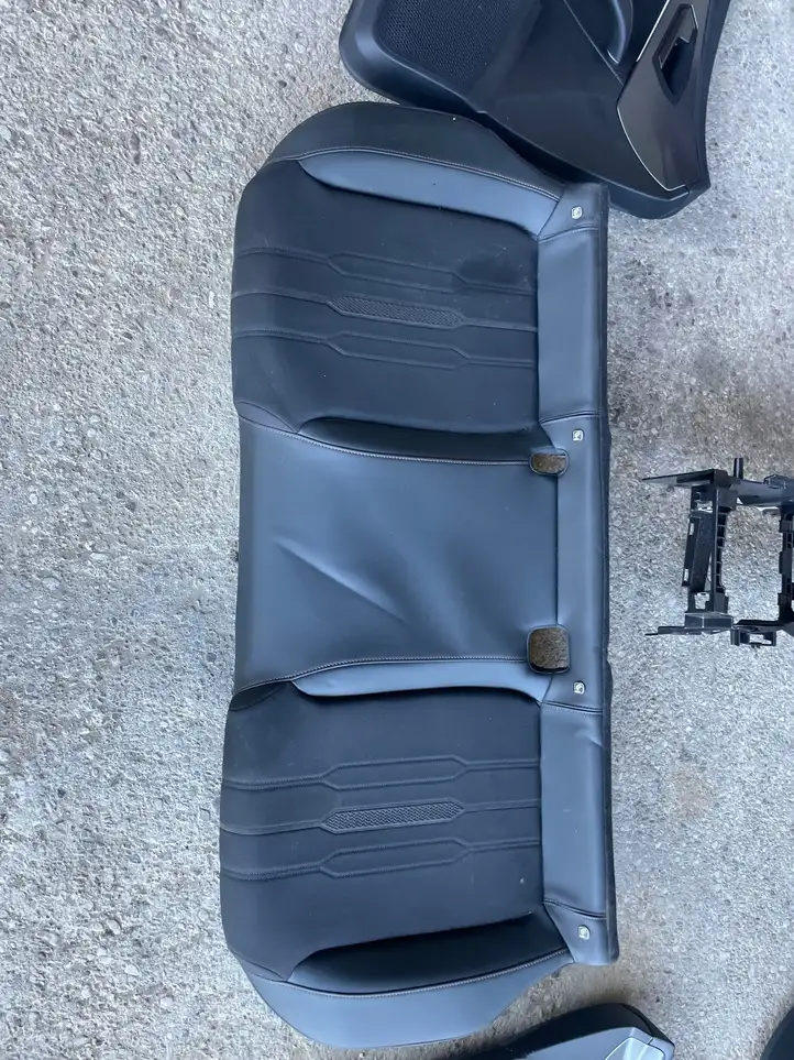 Cupra Formentor    Комплект салона