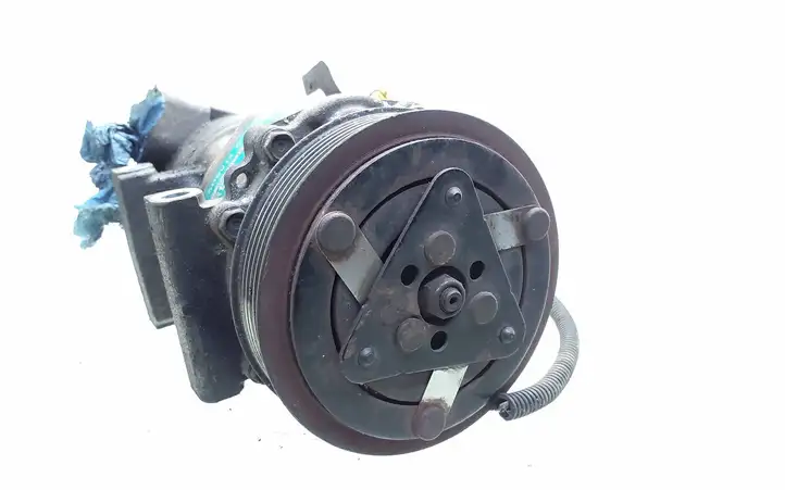 Peugeot 307 (2001 - 2005)  3536101244 Компрессор (насос) кондиционера воздуха