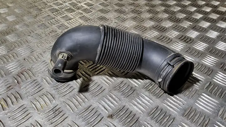 Volkswagen Polo (2005 - 2009) 6Y0129684B Трубка подачи воздуха — фото 1