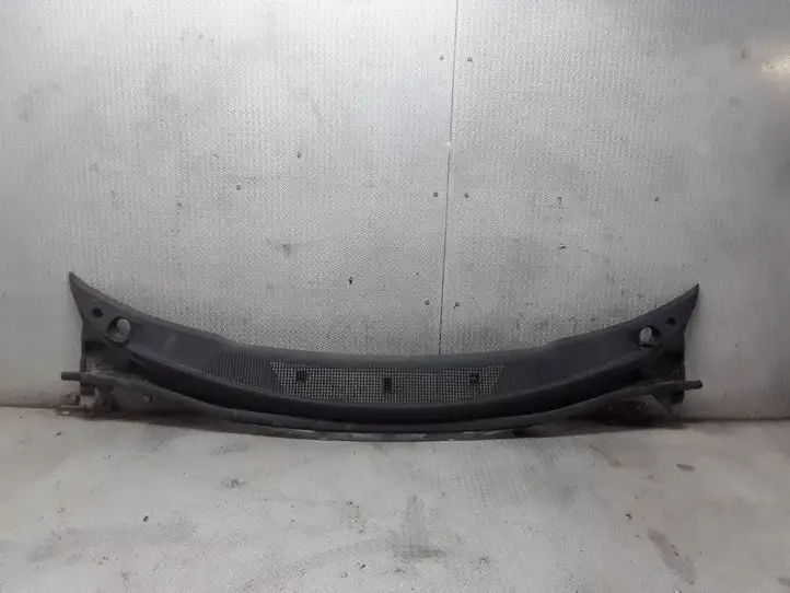 Mazda MPV (1999 - 2006) LC6250790 Жабо стеклоочистителей — фото 1