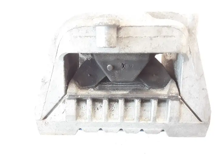 Seat Toledo III (5P) (2004 - 2009) 1K0199262 Опора двигателя — фото 4