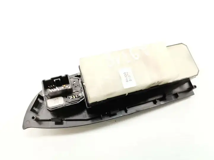 Suzuki Grand Vitara II (2005 - 2008) 62J003147T Блок кнопок стеклоподъемников — фото 2