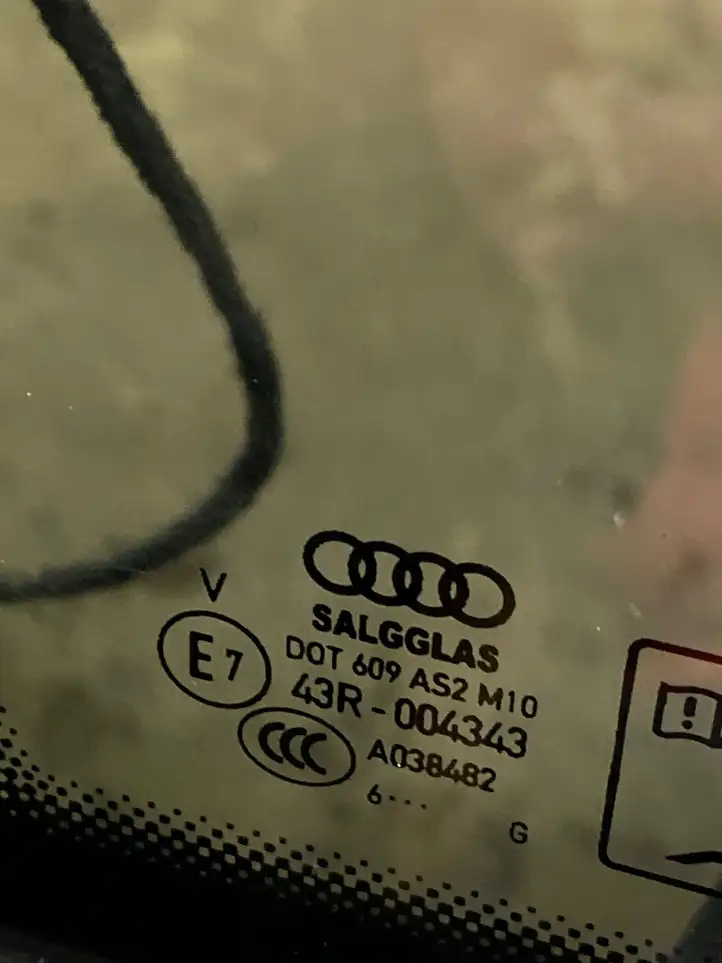 Audi Q7 4M (2015 - ) 4M0845297B Заднее боковое стекло — фото 7