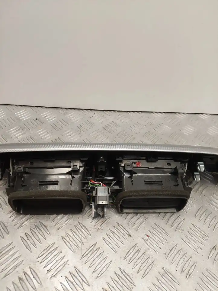 BMW 3 F30 F35 F31 (2012 - 2018) 9231995 Декоративная отделка — фото 13