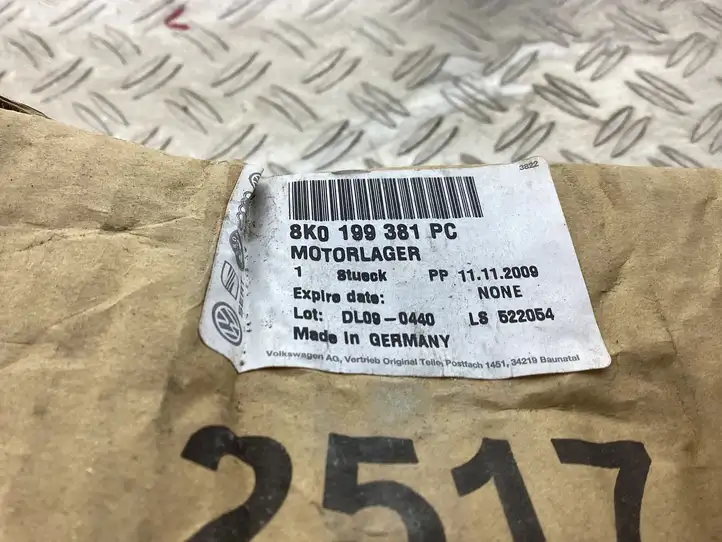 Audi A4 S4 B8 8K (2007 - 2011) 8K0199381PC Опора двигателя — фото 2