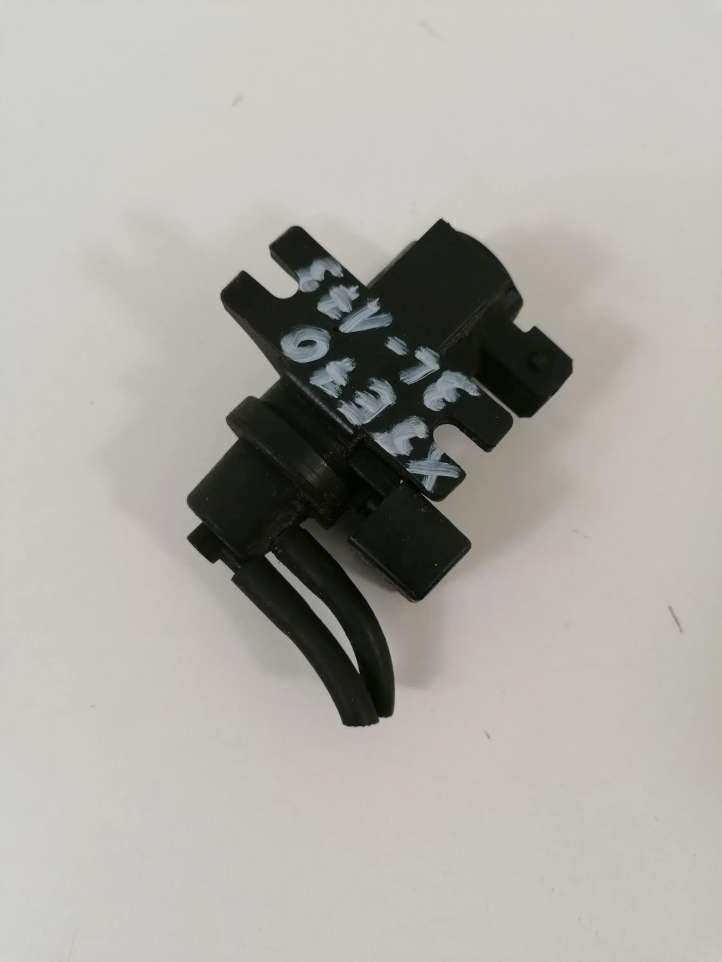 7796634 BMW X5 E70 Solenoidinis vožtuvas