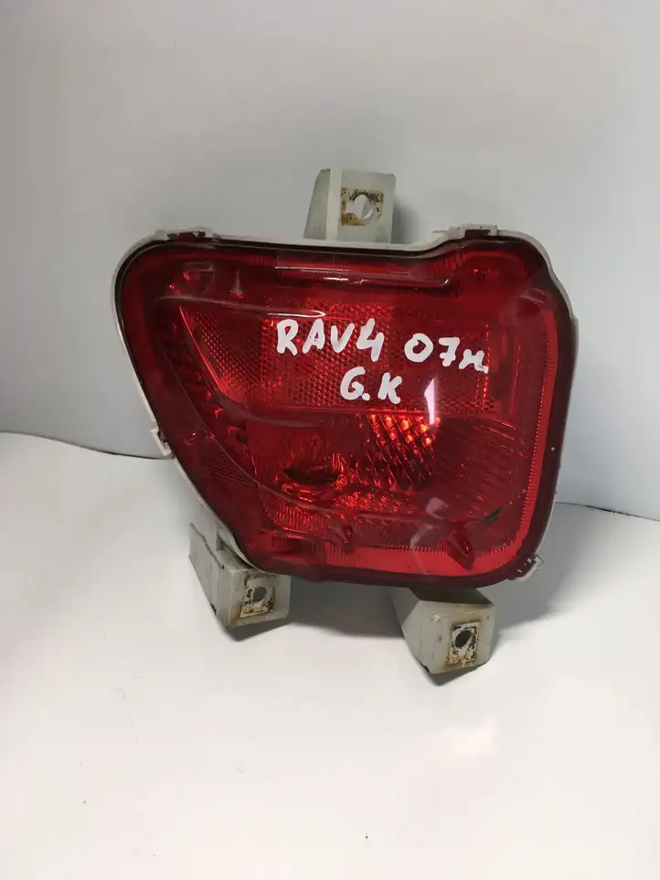 Toyota RAV 4 (XA30) (2006 - 2016) J88 Задняя противотуманная фара — фото 1