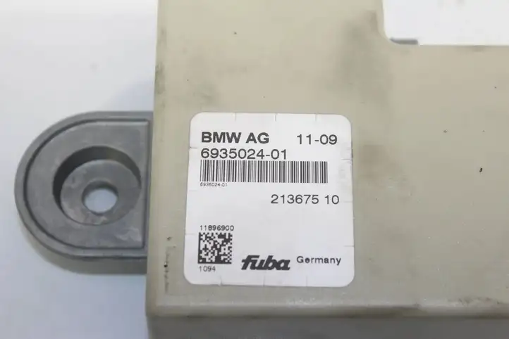 BMW 5 GT F07 (2010 - 2017) 6935024 Усилитель антенны — фото 5