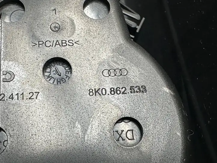 Audi A4 S4 B8 8K (2007 - 2011) 8K0864981D Центральная консоль — фото 5