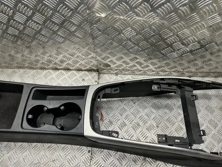 Audi A4 S4 B8 8K (2007 - 2011) 8K0864981D Центральная консоль — фото 8