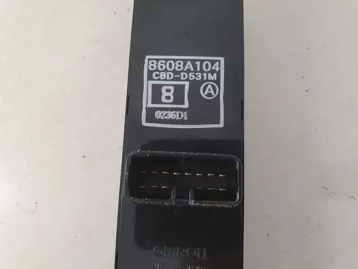 Mitsubishi Outlander (2001 - 2007) 8608A104 Кнопка стеклоподъемников — фото 4
