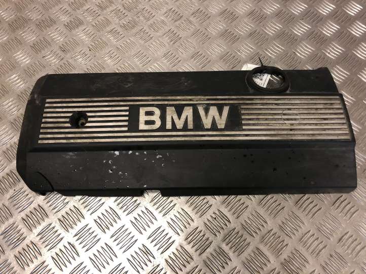 11121710781 BMW 5 E39 Variklio dangtis (apdaila)