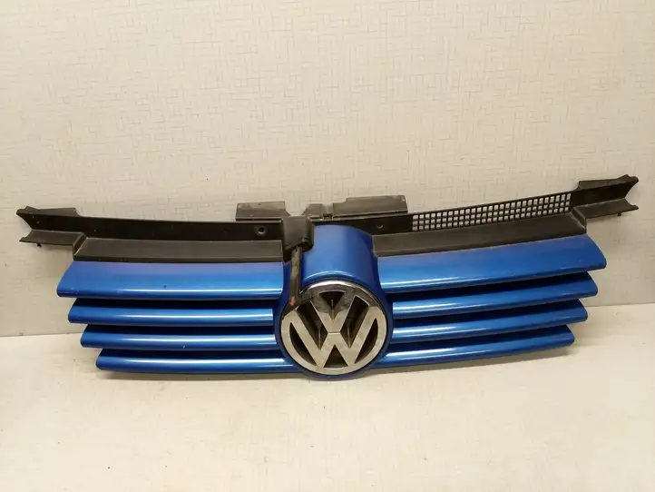Volkswagen Bora (1998 - 2005) 1J5853651F Верхняя решетка радиатора — фото 1