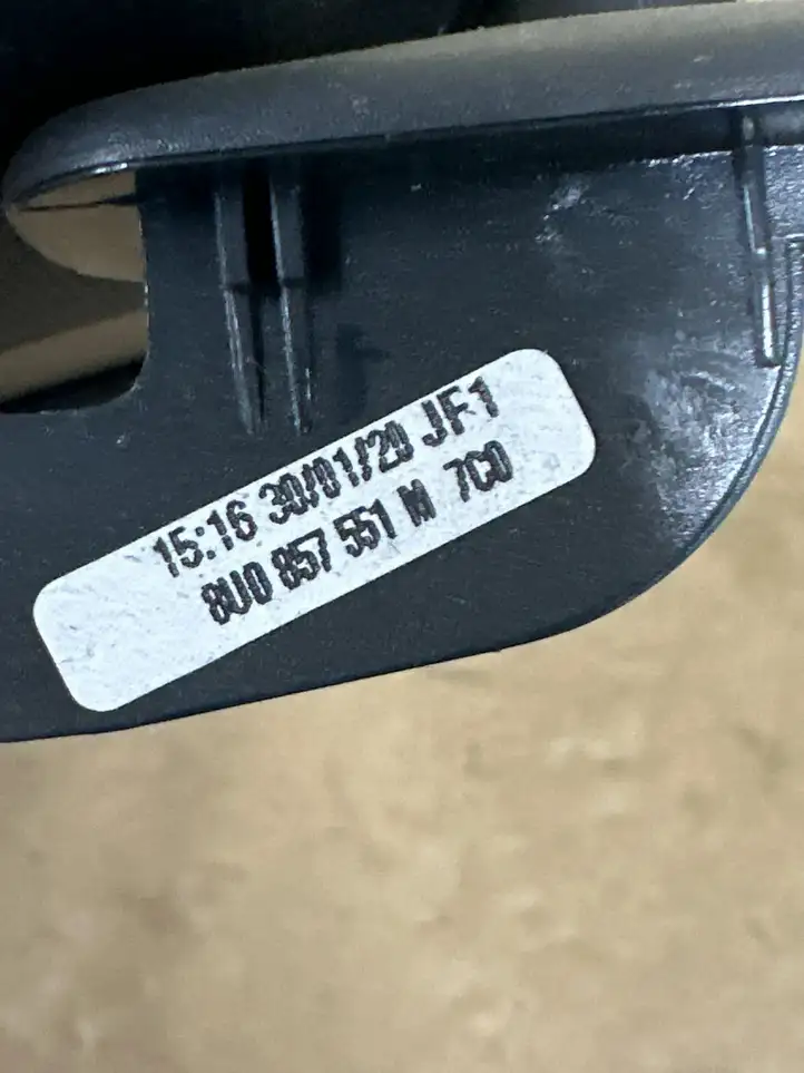 Audi Q3 8U (2011 - 2014) 8U0857551M Солнцезащитный козырек — фото 4