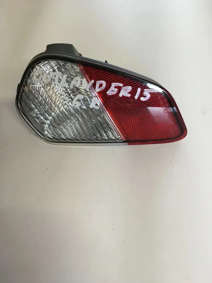 Mitsubishi Outlander (2016 - 2018) 114925L Фонарь заднего хода — фото 1