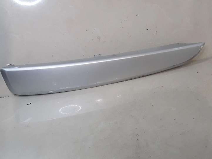 13124971 Opel Zafira B Apdailinė priekinio bamperio juosta