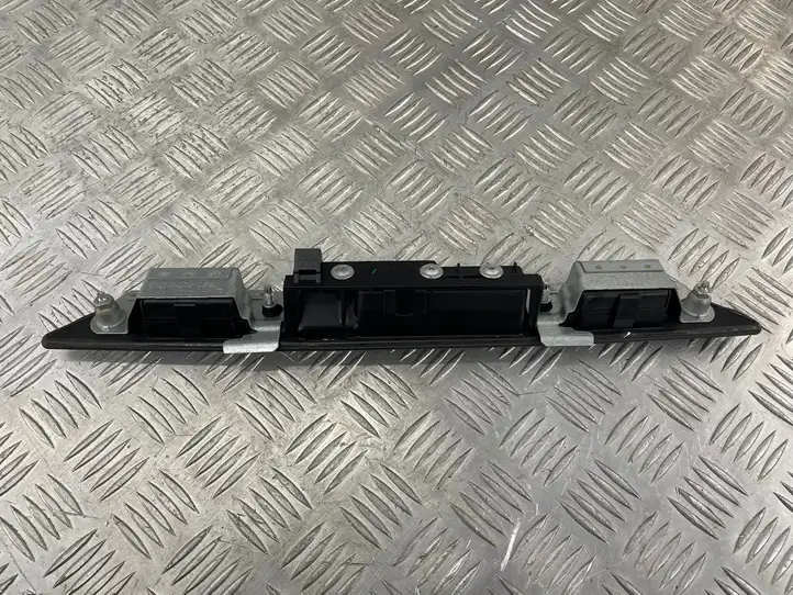 Audi Q7 4L (2009 - 2015) 4L0827574A Подсветка номера — фото 2